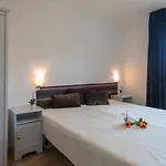 شقة البينهوف باي ألبين ترافيل *